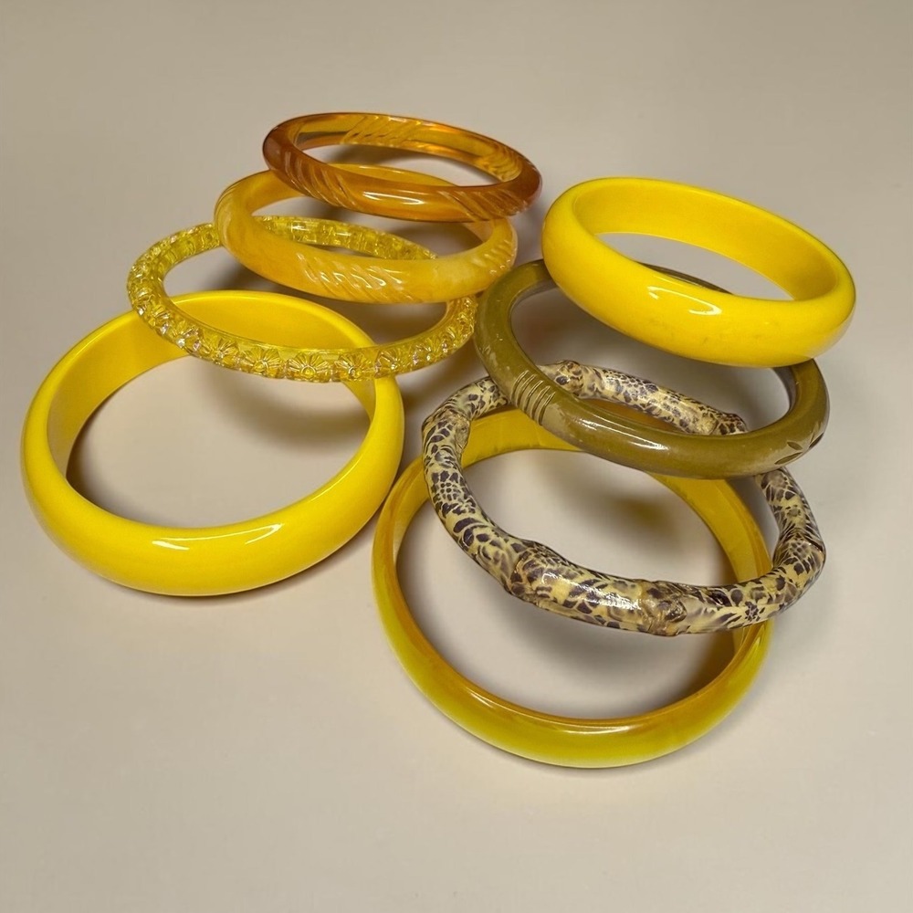 Vintage Bangle Bracelet Collection Lot of 8 Lucite Resin Acrylic MCM